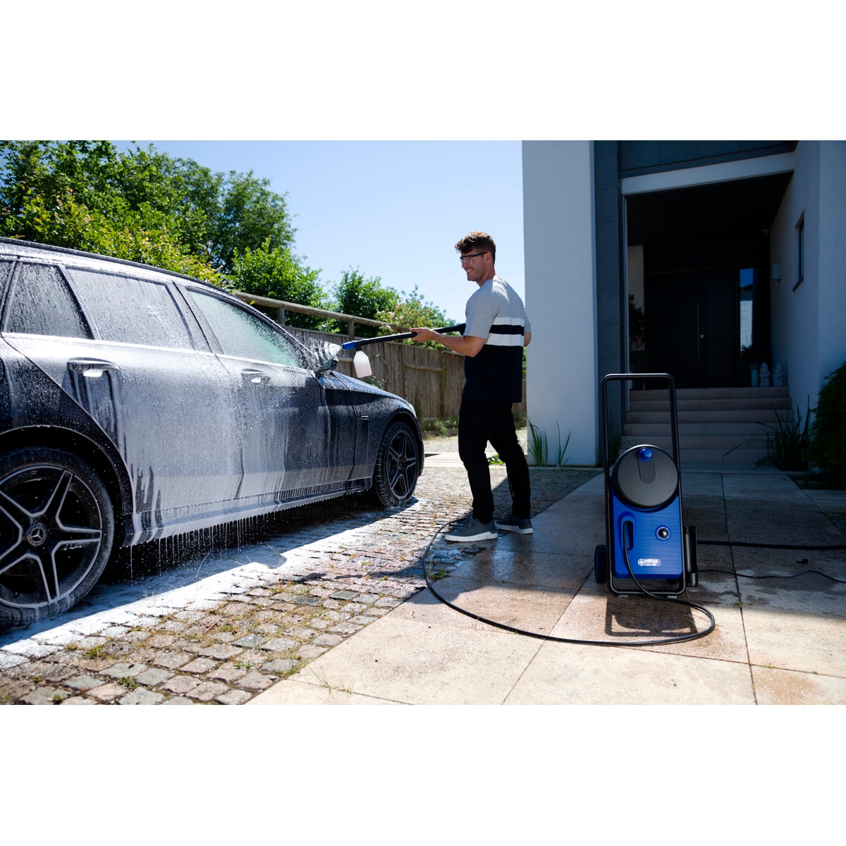 Hidrolimpiadora Alta Presión Core 140-6 Power Control Car Azul-4
