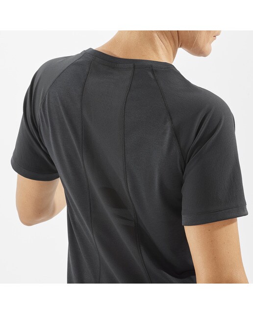 T-shirt Outline Preto-4