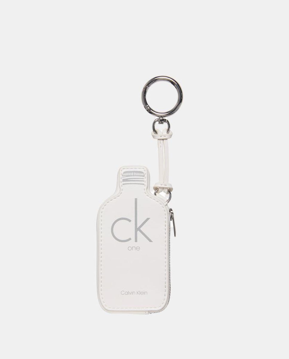 Imagem 0 de Conta com a Forma do Clássico Perfume CK ONE