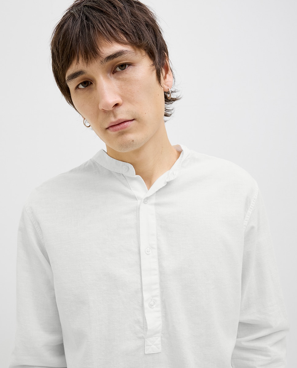 Camisa de Manga Comprida com Gola à Padre Branco-3