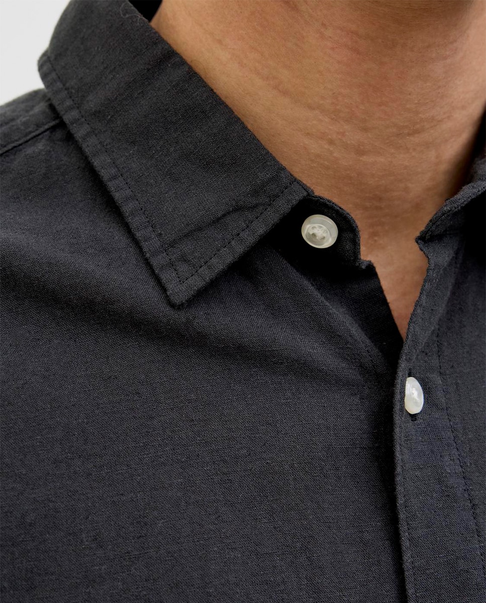 Camisa Slim com Manga Curta Preto-5