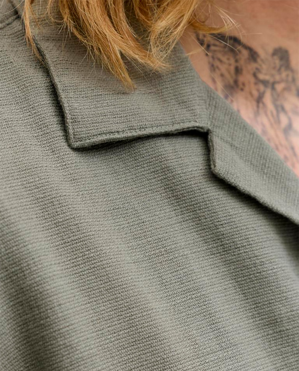 Camisa Resort Relaxed Fit com Manga Curta Verde-4