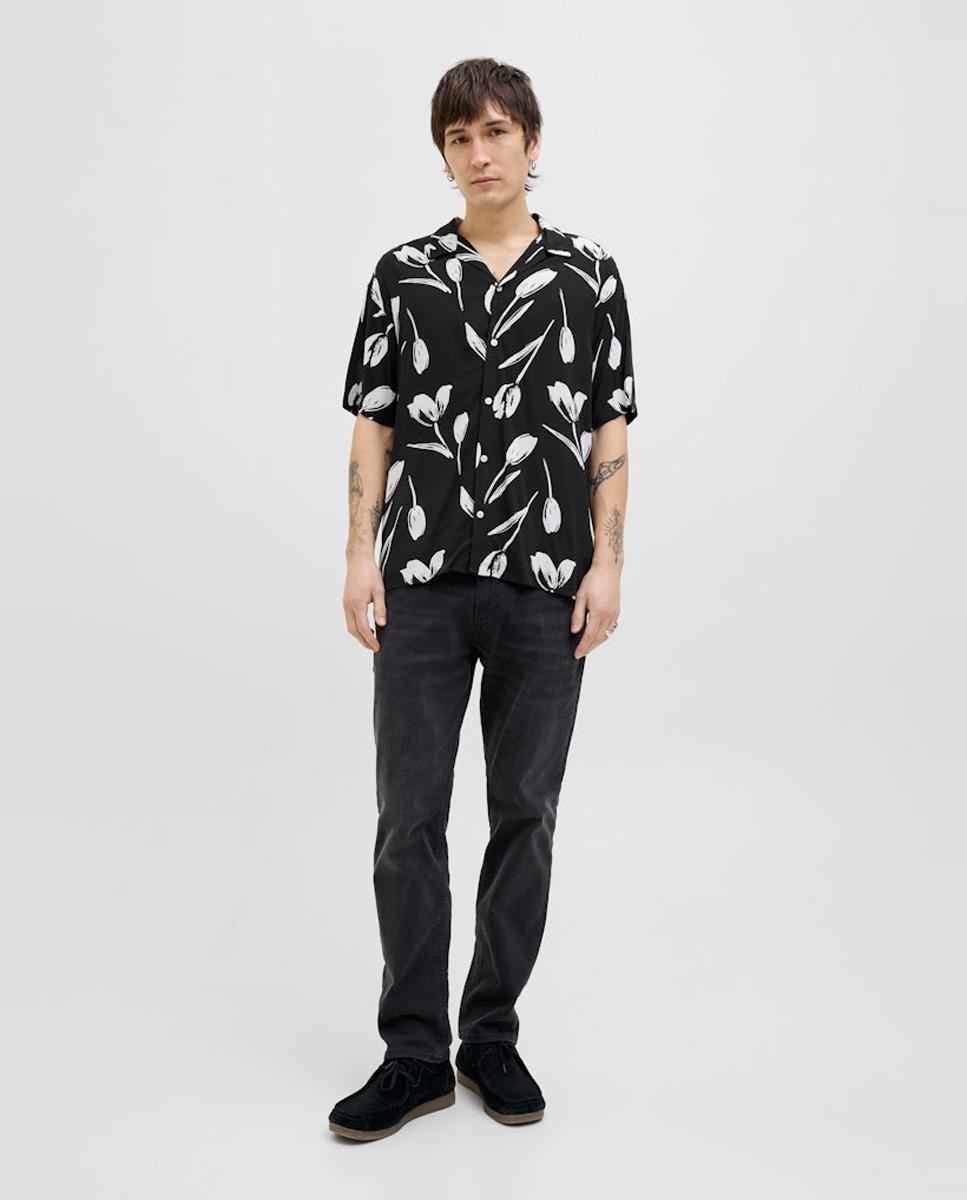Camisa com Gola Resort e Estampado Preto-7