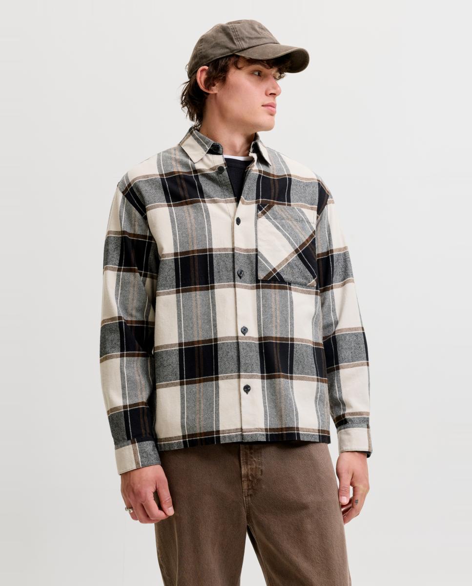 Imagem 0 de Sobrecamisa aos Quadrados