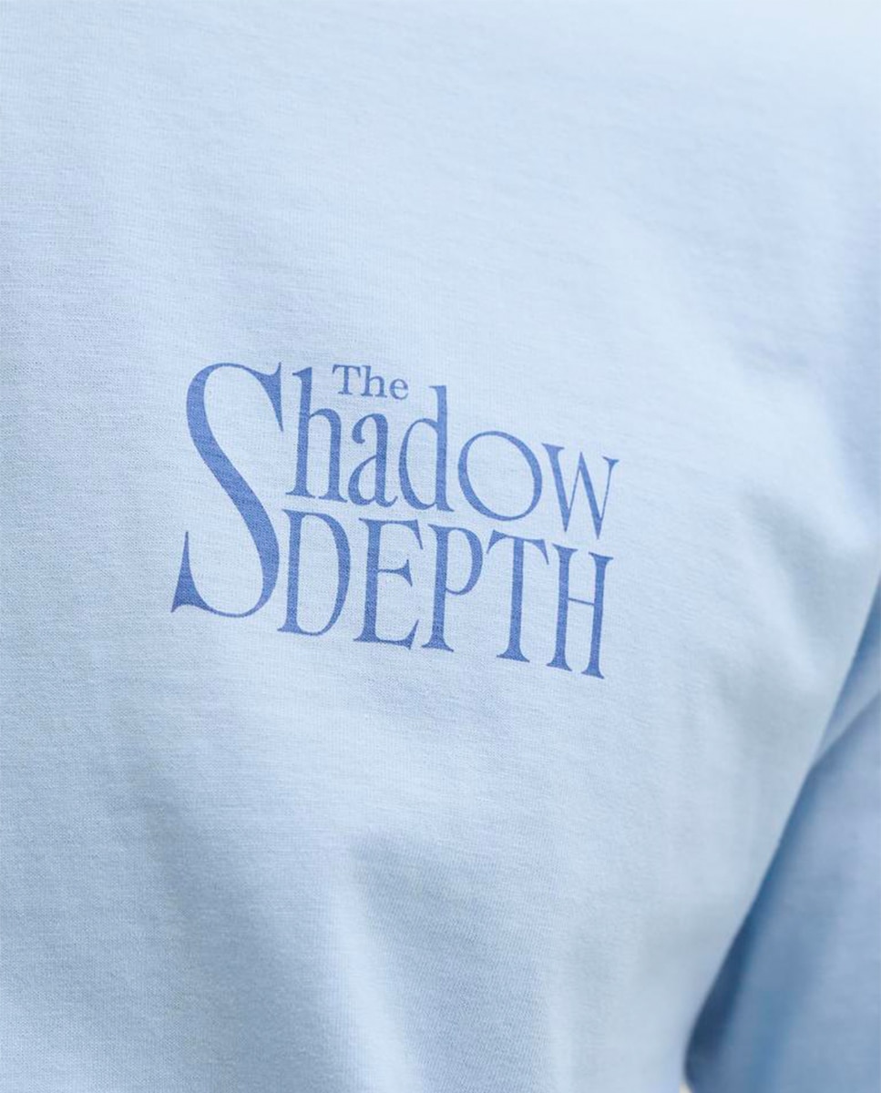 T-shirt de Manga Curta com Estampado Traseiro Azul-4