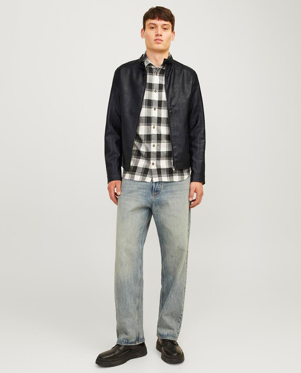 Casaco de Efeito de Pele com Fecho de Correr e Decote Redondo Abotoado Preto-6