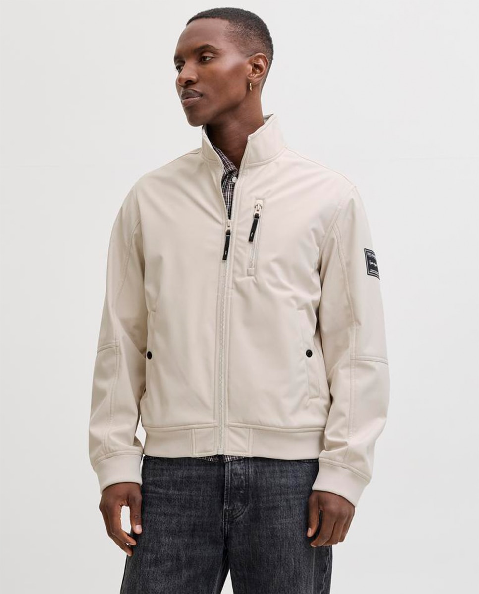 Imagem 0 de Blusão Softshell com Forro Polar no Interior