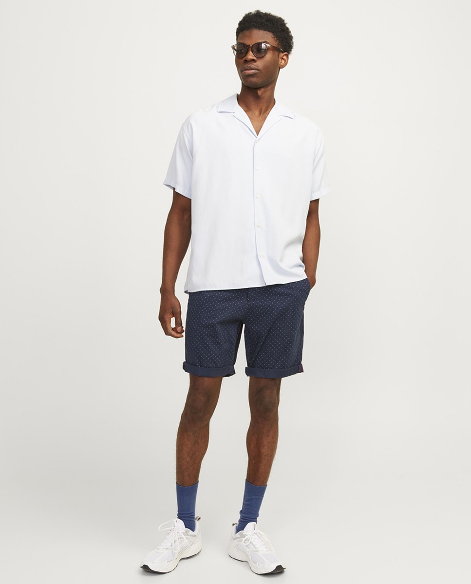 Imagem 0 de Bermudas Chino com Estampado