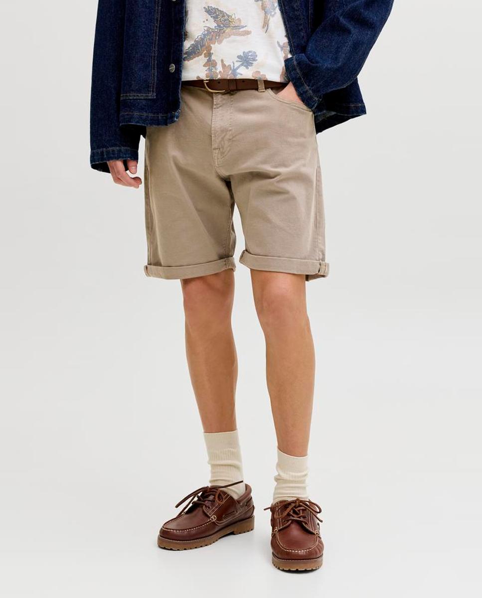 Bermudas Lisas com Cinco Bolsos Castanho-2