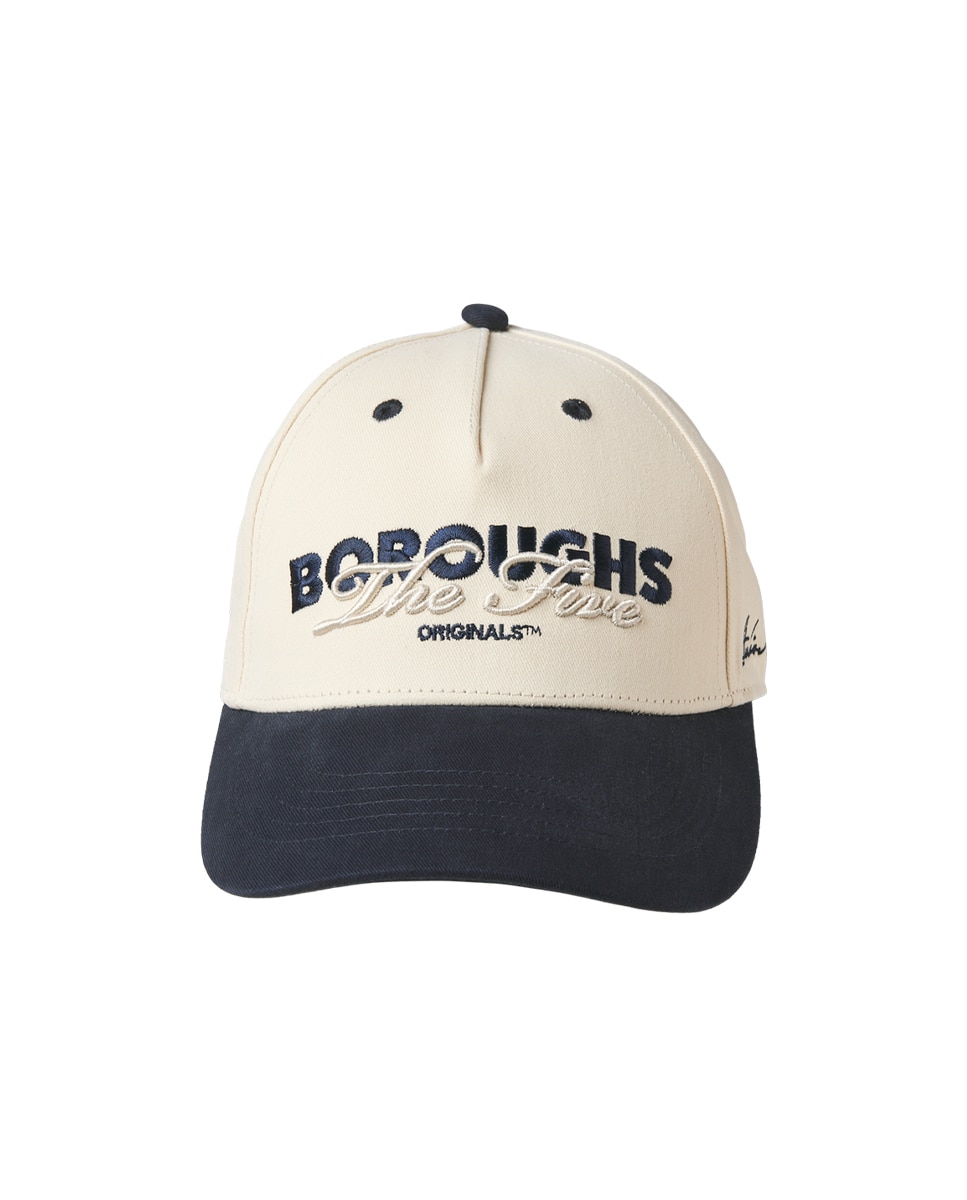 Imagem 0 de Boné com Desenho à Frente e Lateral