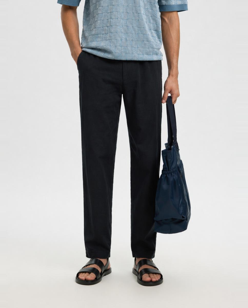 Calças Slim Tapered Fit Preto-2