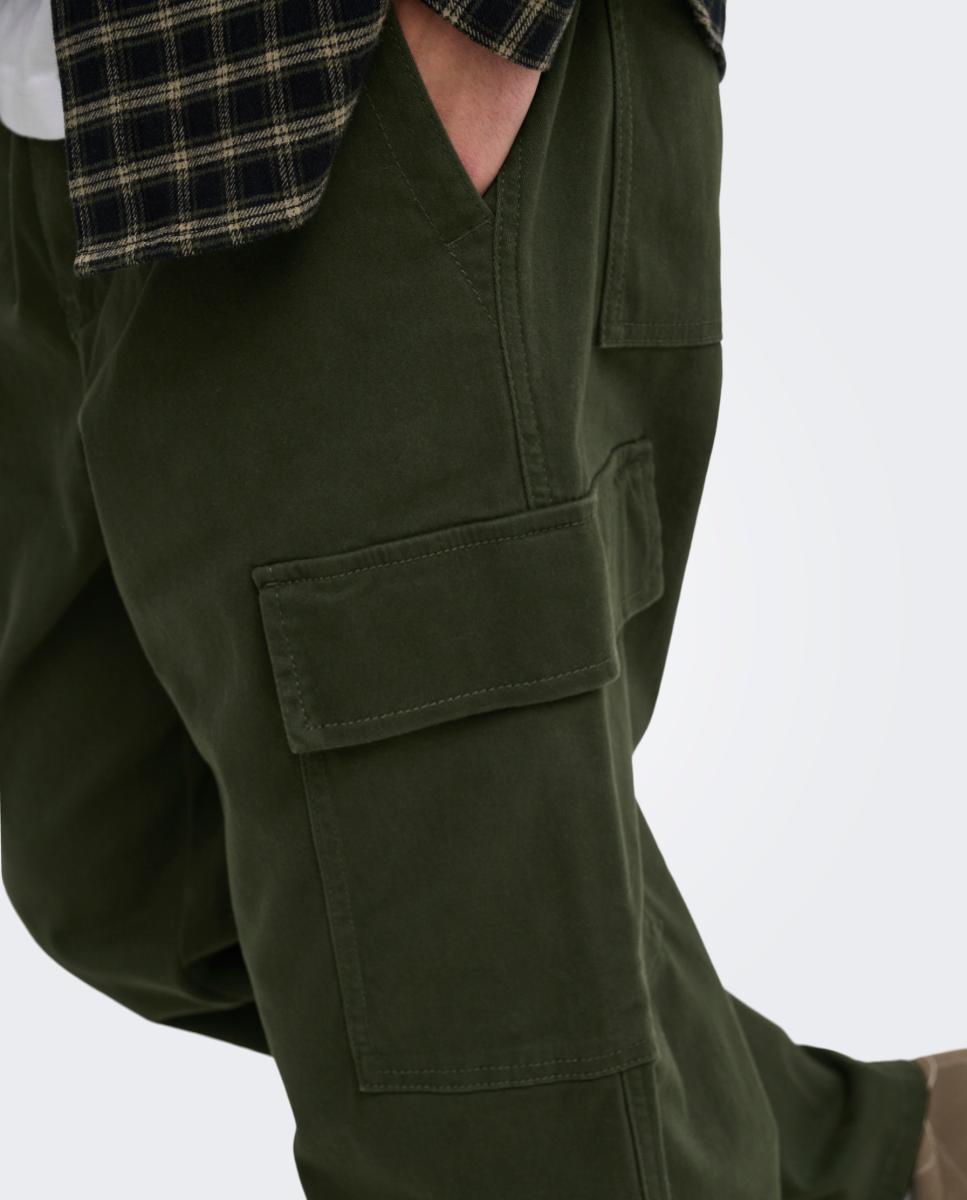 Pantalón de hombre cargo con cinturilla elástica - Only & Sons - Verde militar Verde militar-3