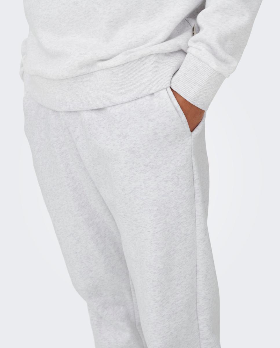 Pantalón deportivo largo de hombre tipo jogger. - Only & Sons - Gris claro Gris claro-4
