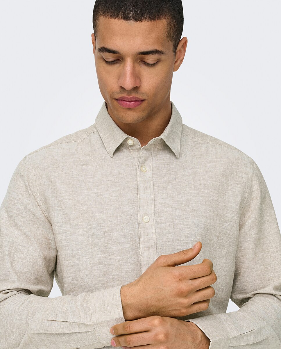 Camisa Regular Fit com Manga Comprida e em Linho Bege-3