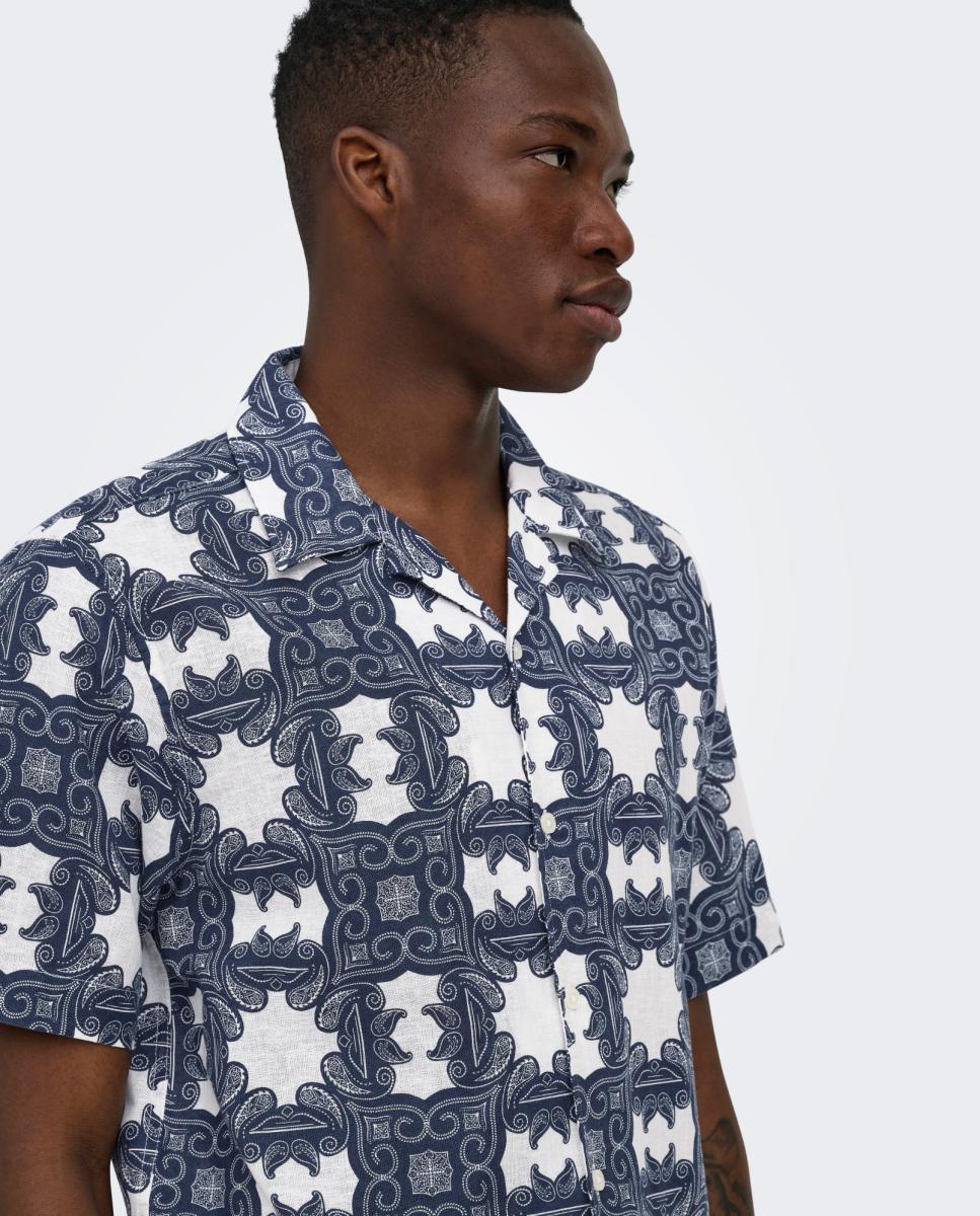Camisa Regular Fit com Manga Curta Composta de Linho e Algodão Azul-3