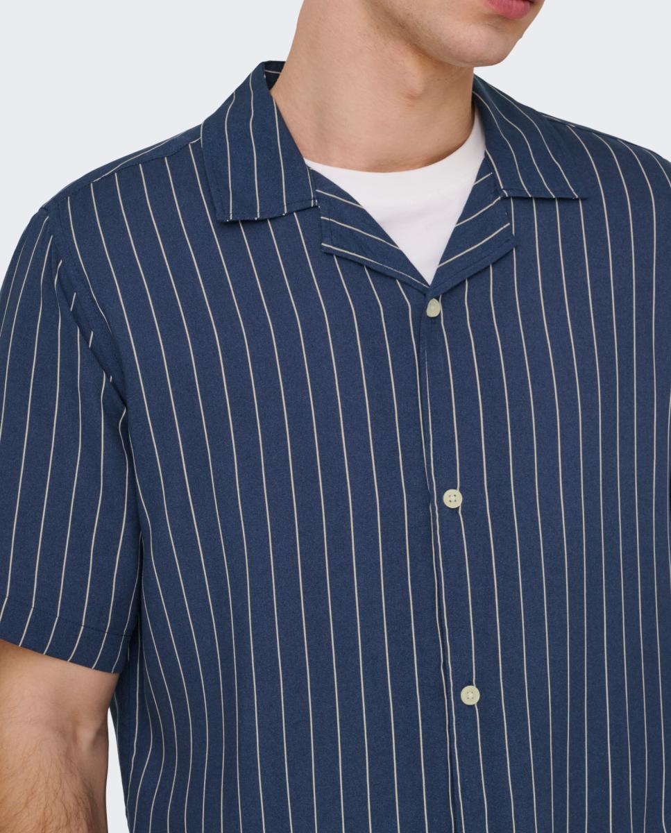 Camisa Regular Fit de Viscose com Manga Curta Azul-índigo-2