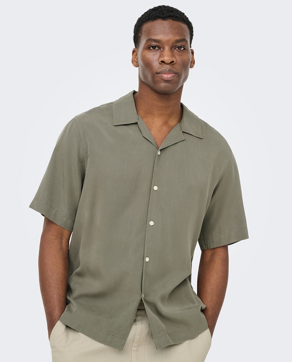 Only & Sons - Camisa de hombre de viscosa de manga corta.