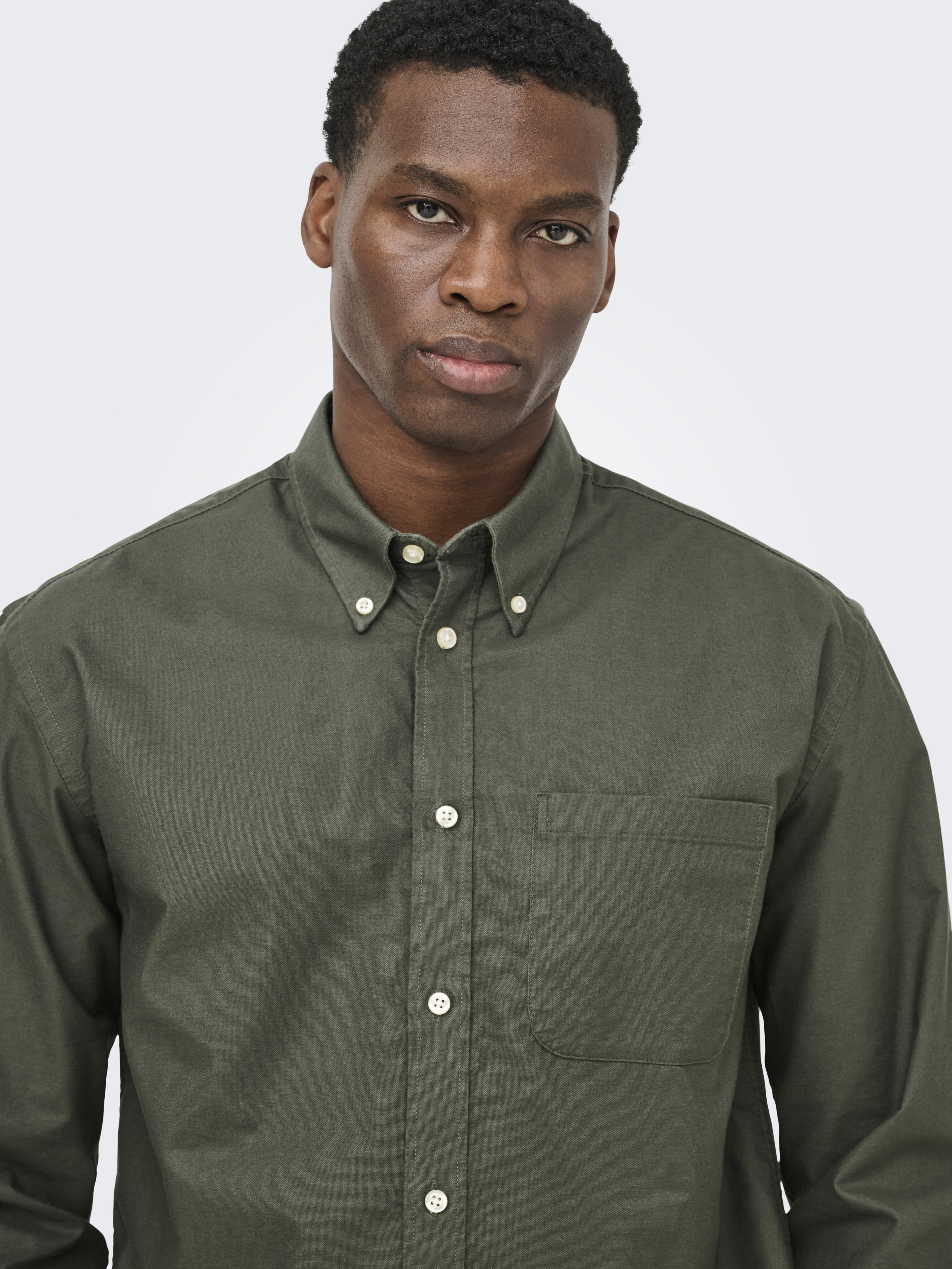 Camisa Oxford Verde-escuro-3