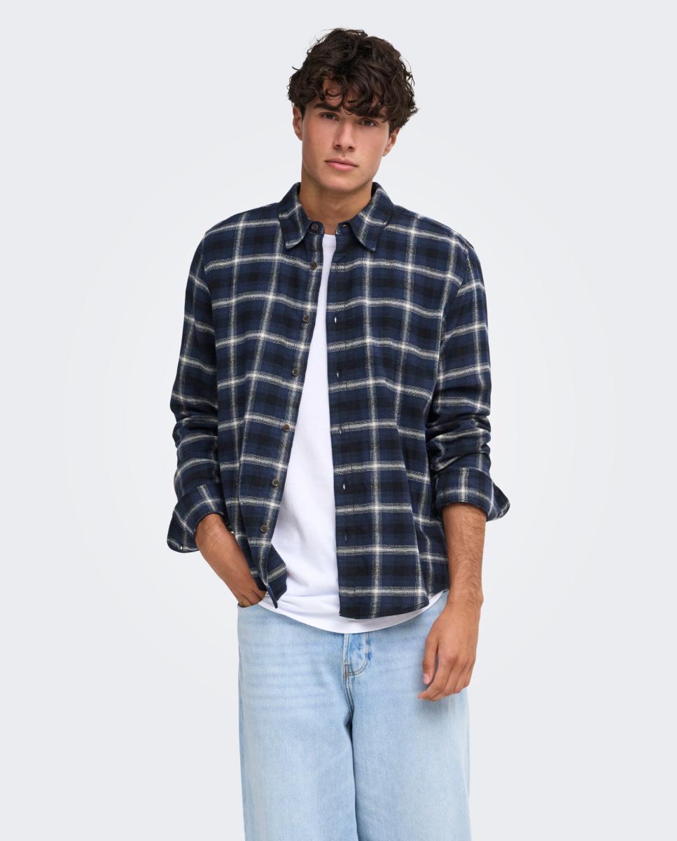 Imagen 0 de Camisa de hombre manga larga regular fit. 100% Algodón orgánico. Azul marino