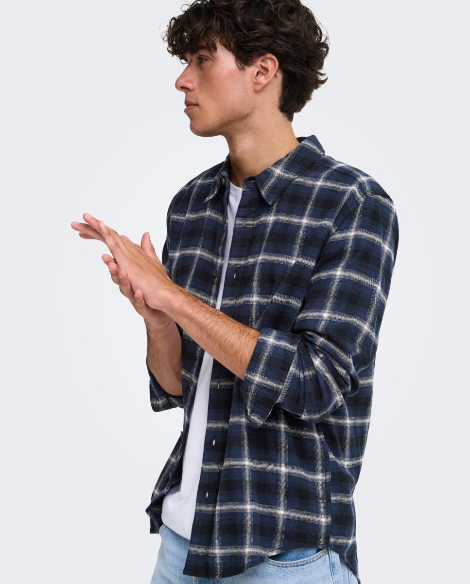 Camisa de hombre manga larga regular fit. 100% Algodón orgánico. - Only & Sons - Azul marino Azul marino-3