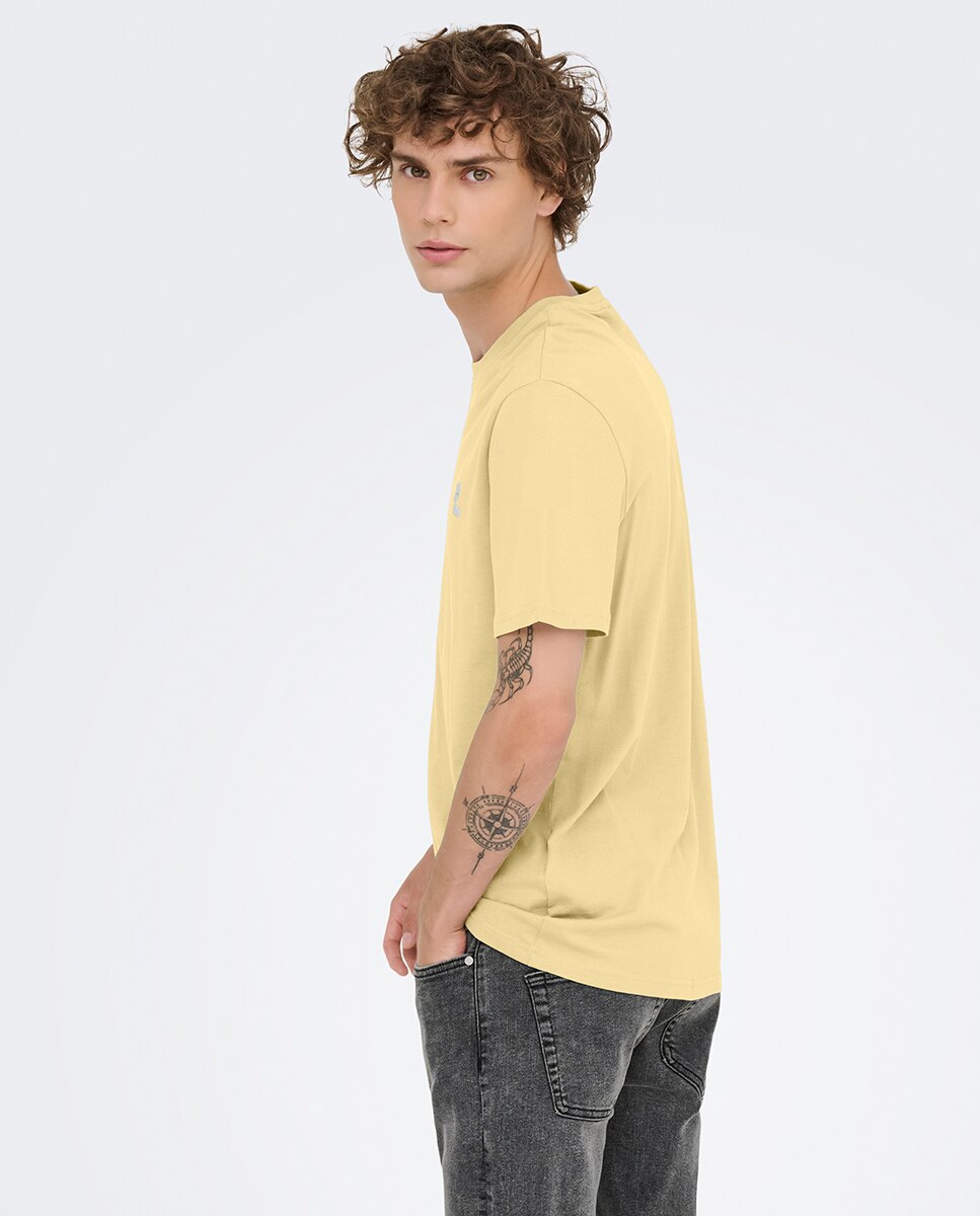 T-shirt Regular Fit. 100% Algodão Amarelo-2