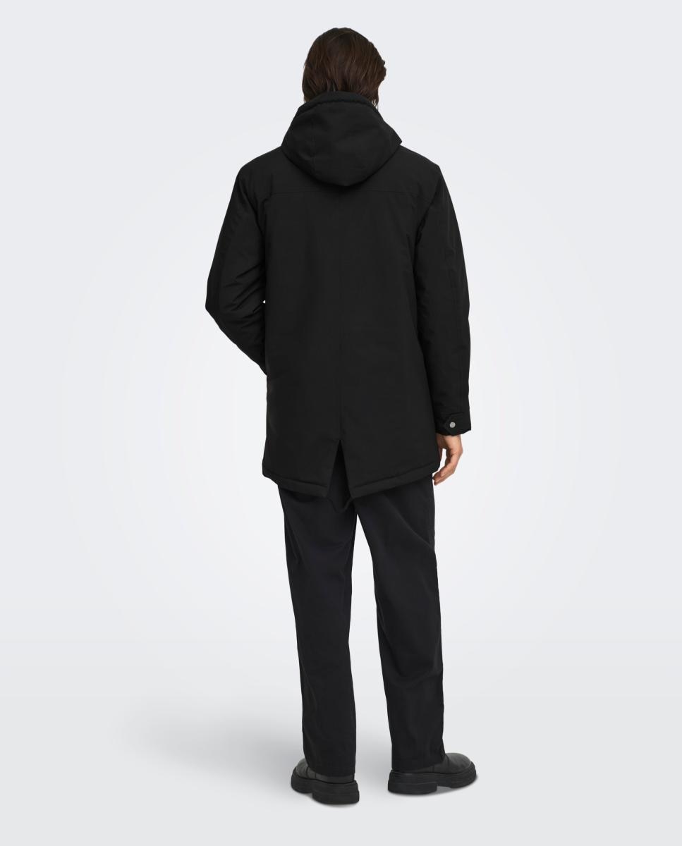 Sobretudo Acolchoado de Homem com Capuz Regular Fit Preto-3