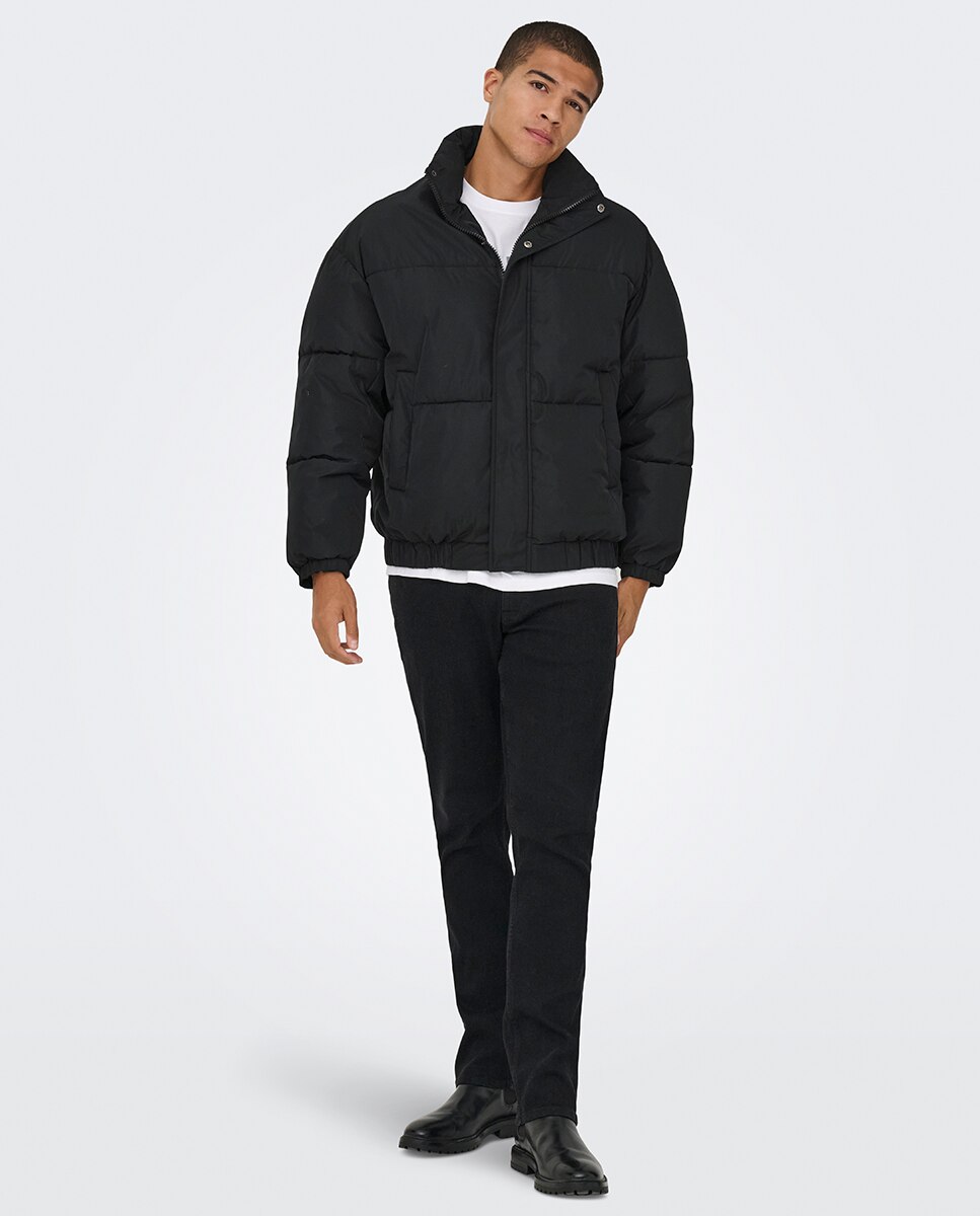Sobretudo Acolchoado Regular Fit com Gola Alta Preto-7