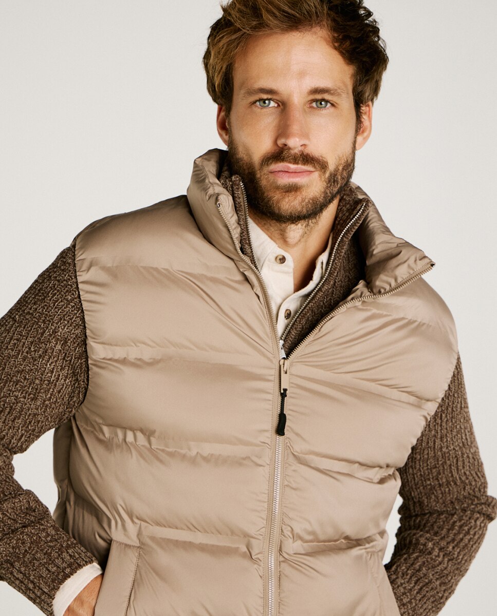 Colete Acolchoado Regular Fit Castanho-3