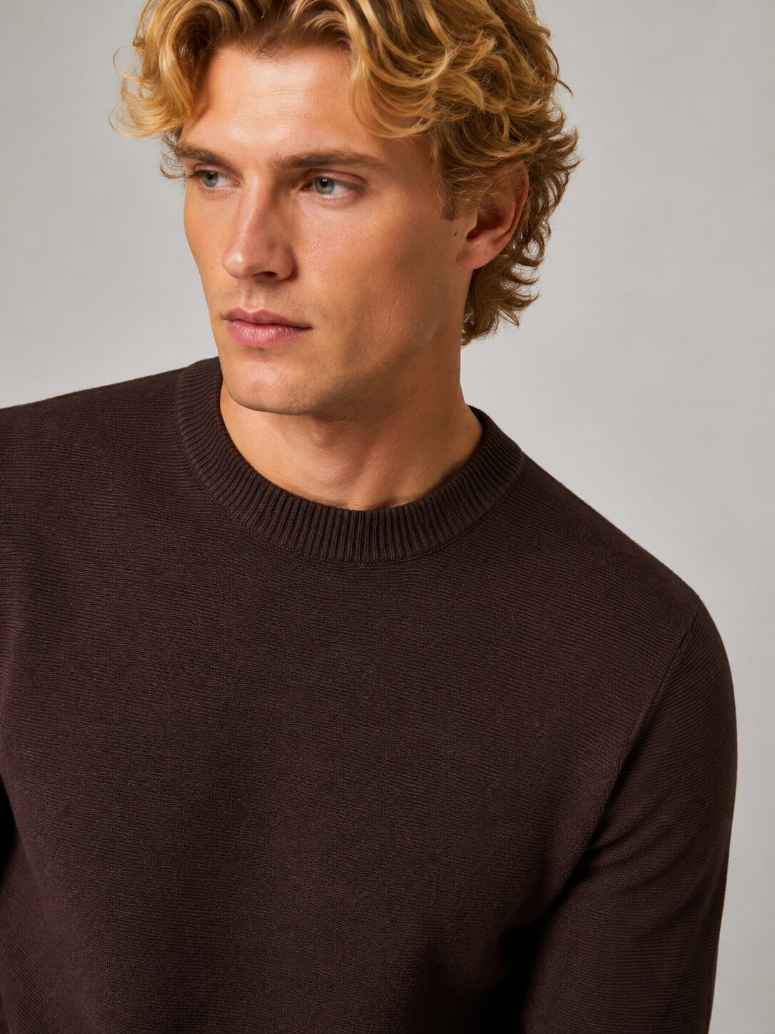 Camisola de Malha de Homem com Gola Mock Castanho-3