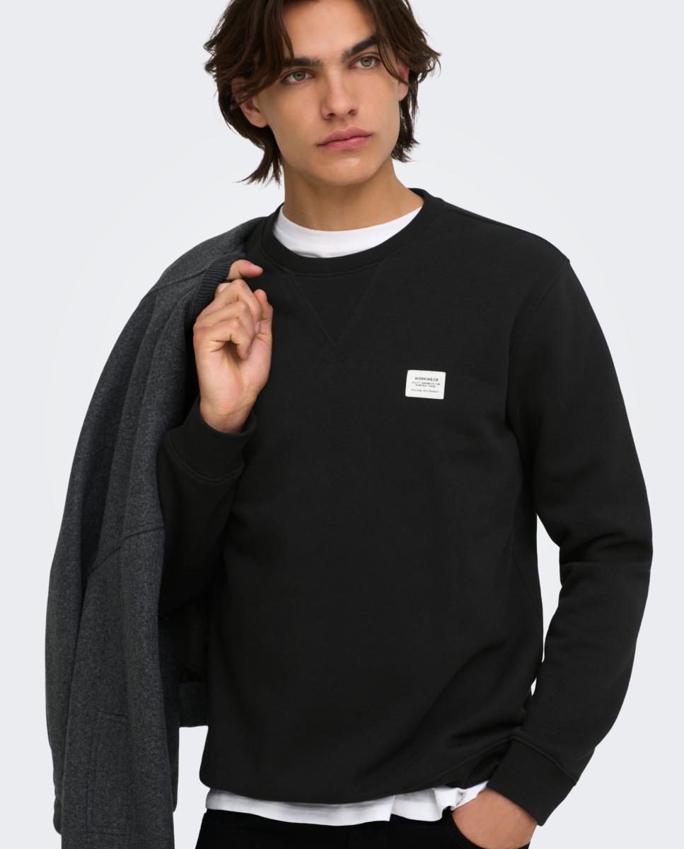 Sweatshirt Regular Fit com Gola Redonda. Preto-2