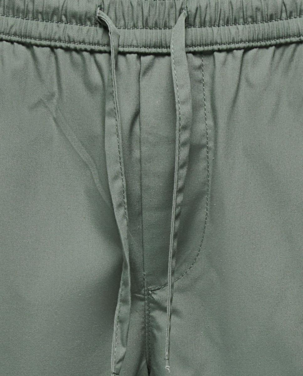 Bermudas Cargo Slim Fit Verde-5