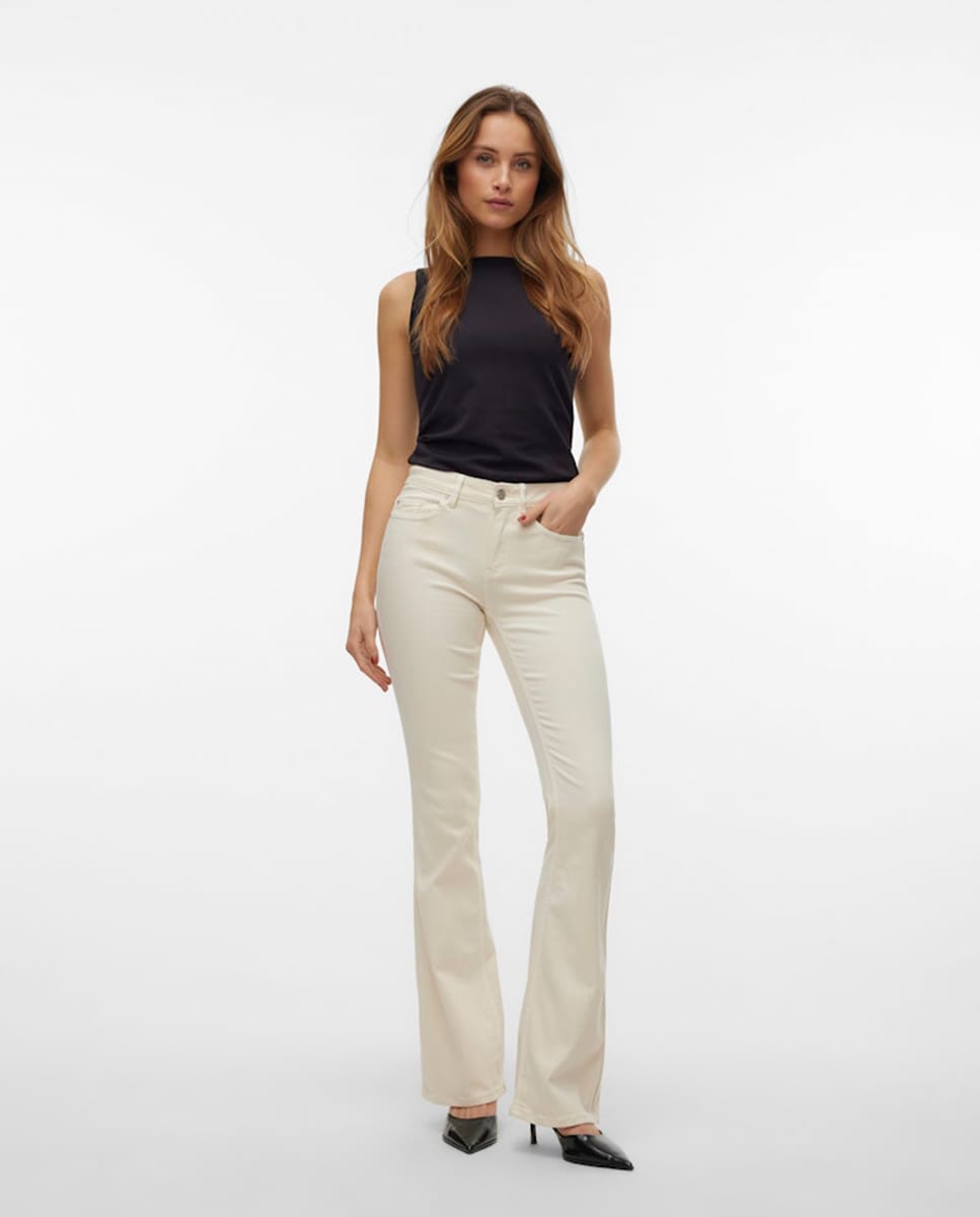 Jeans Flare com Cintura Média Branco-1