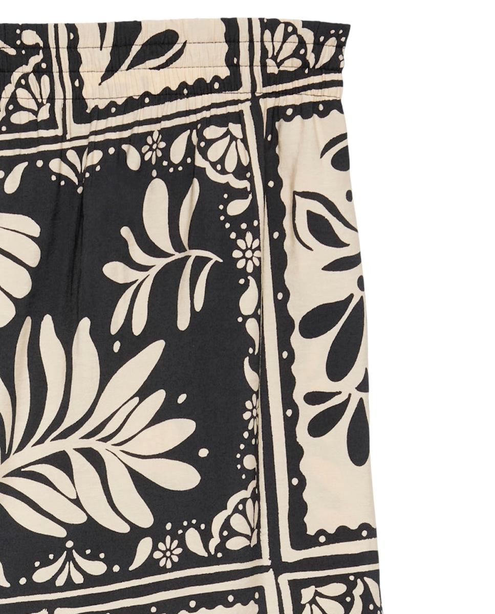 Calças largas com estampado Preto-8