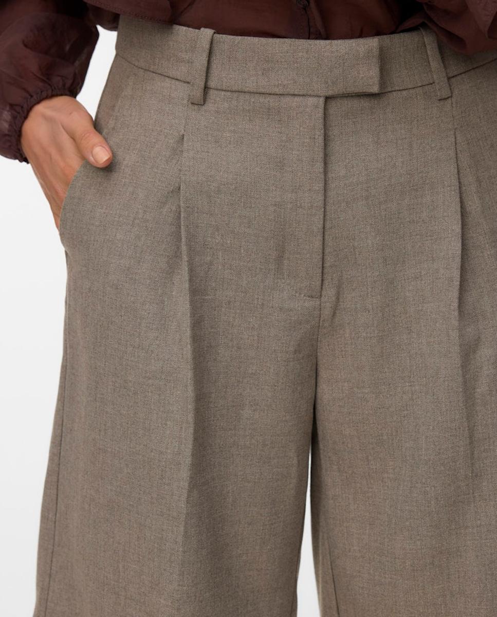 Imagen 3 de Bermudas de traje con pinzas - Vero Moda - Piedra Piedra