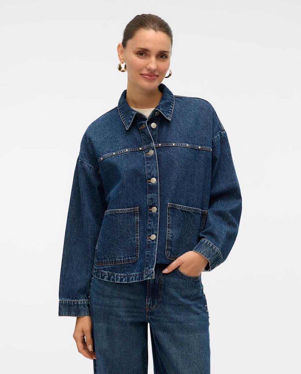 Vero Moda - Cazadora vaquera de mujer con tachuelas.
