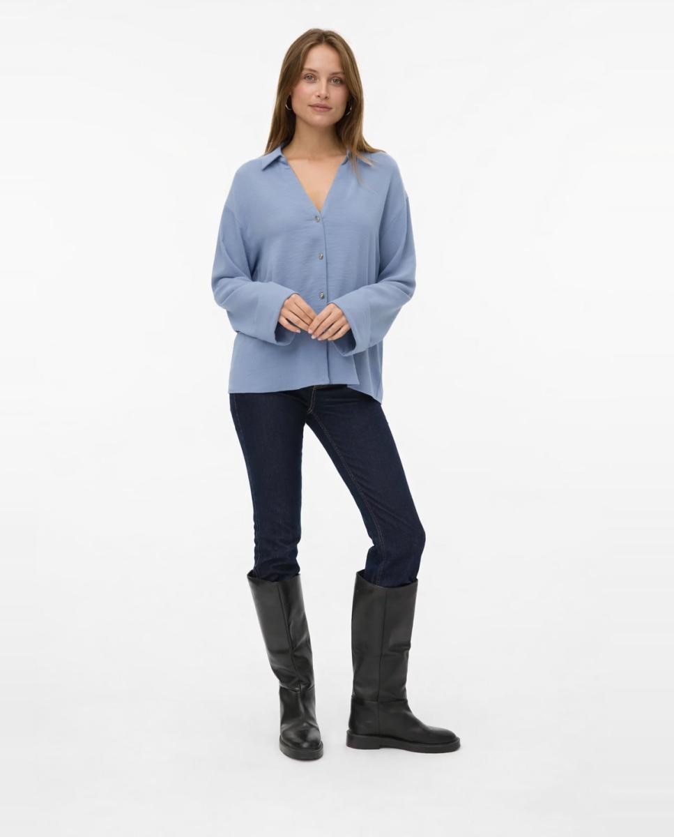 Camisa com Decote em Bico e Botões Dourados Azul-claro-5
