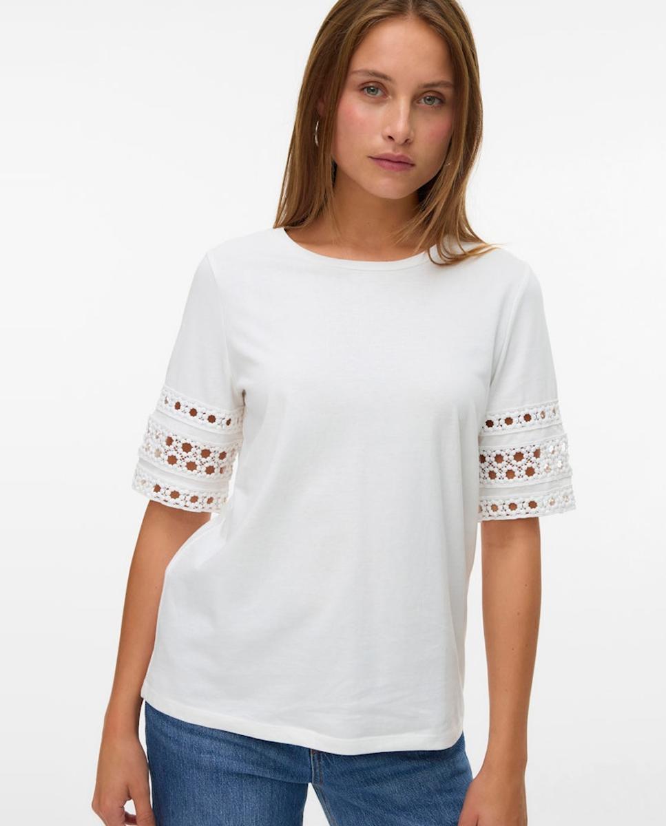 Vero Moda - Camiseta de mujer de manga corta con detalle cenefa.
