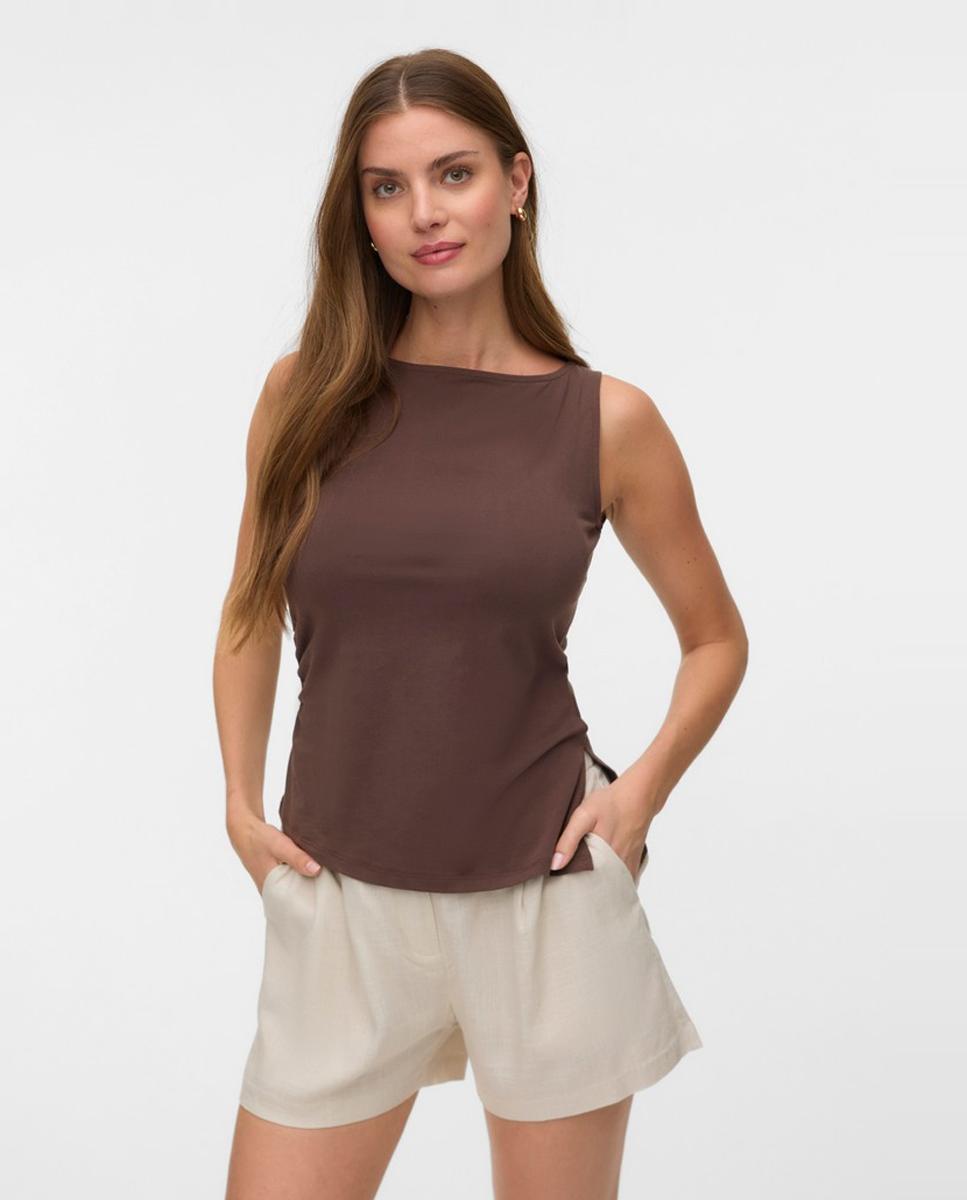 Vero Moda - Top asimétrico de mujer con manga sisa.