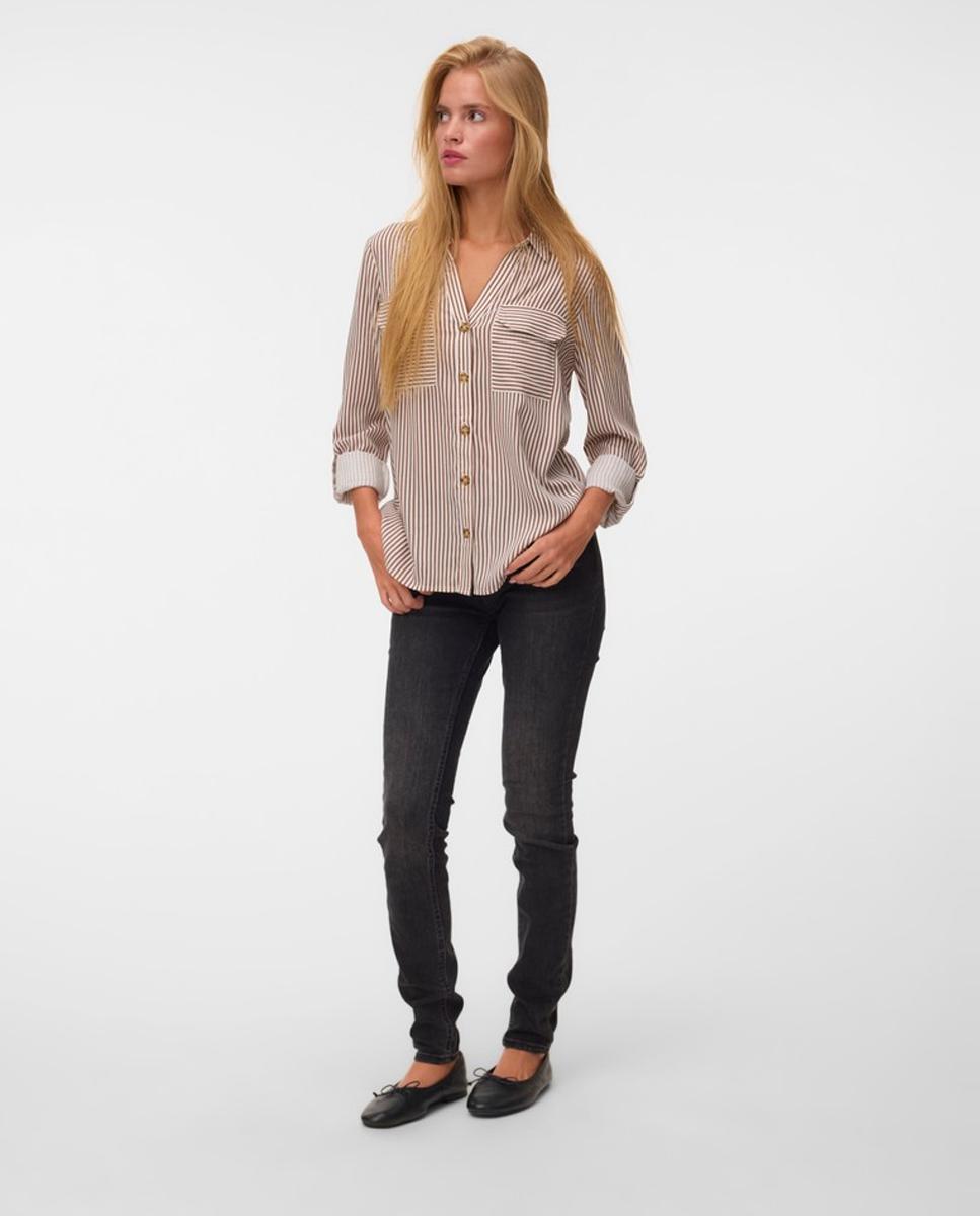 Camisa de mujer de manga larga ajustable con cuello pico - Vero Moda - Marrón claro Marrón claro-6