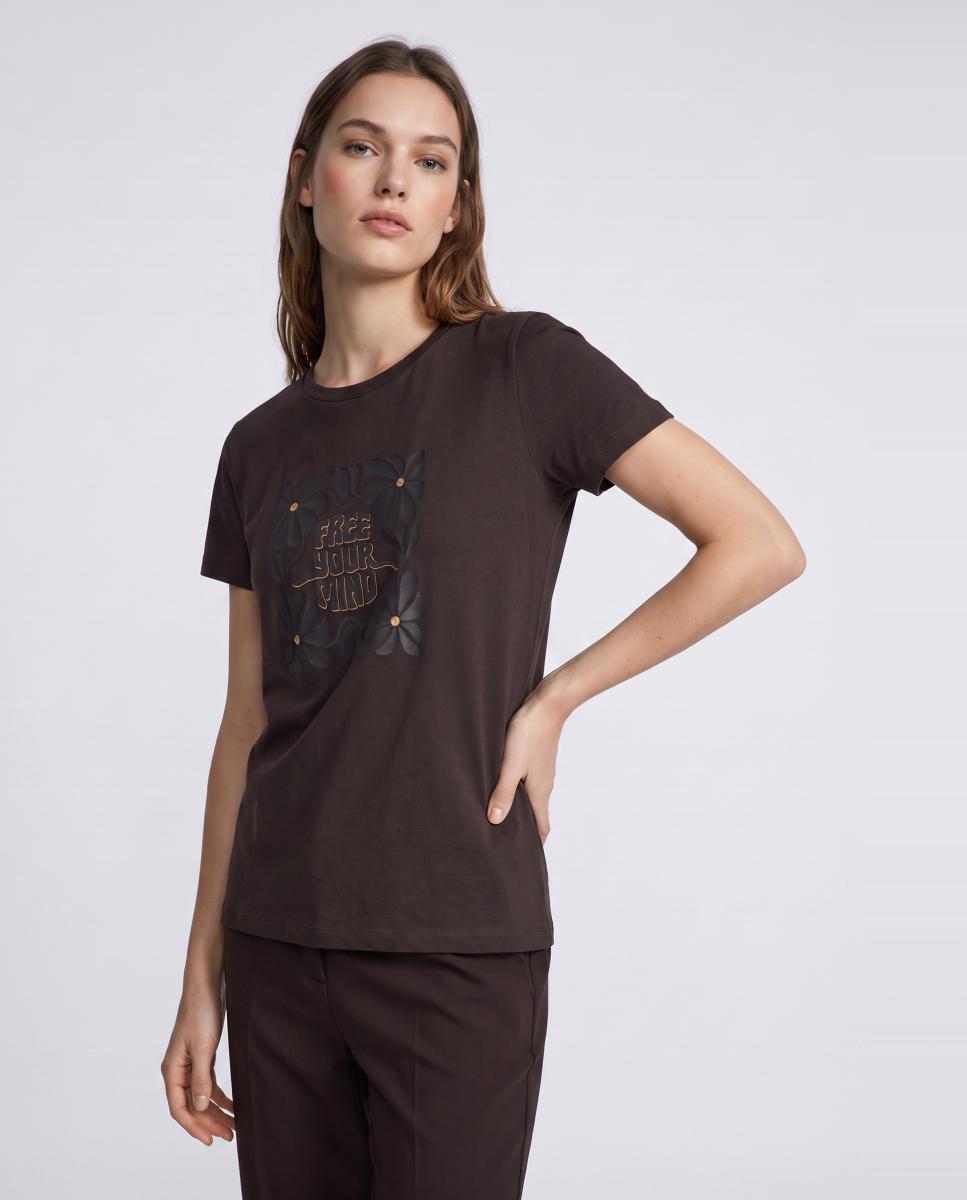T-shirt Básica com Estampado Castanho-escuro-3