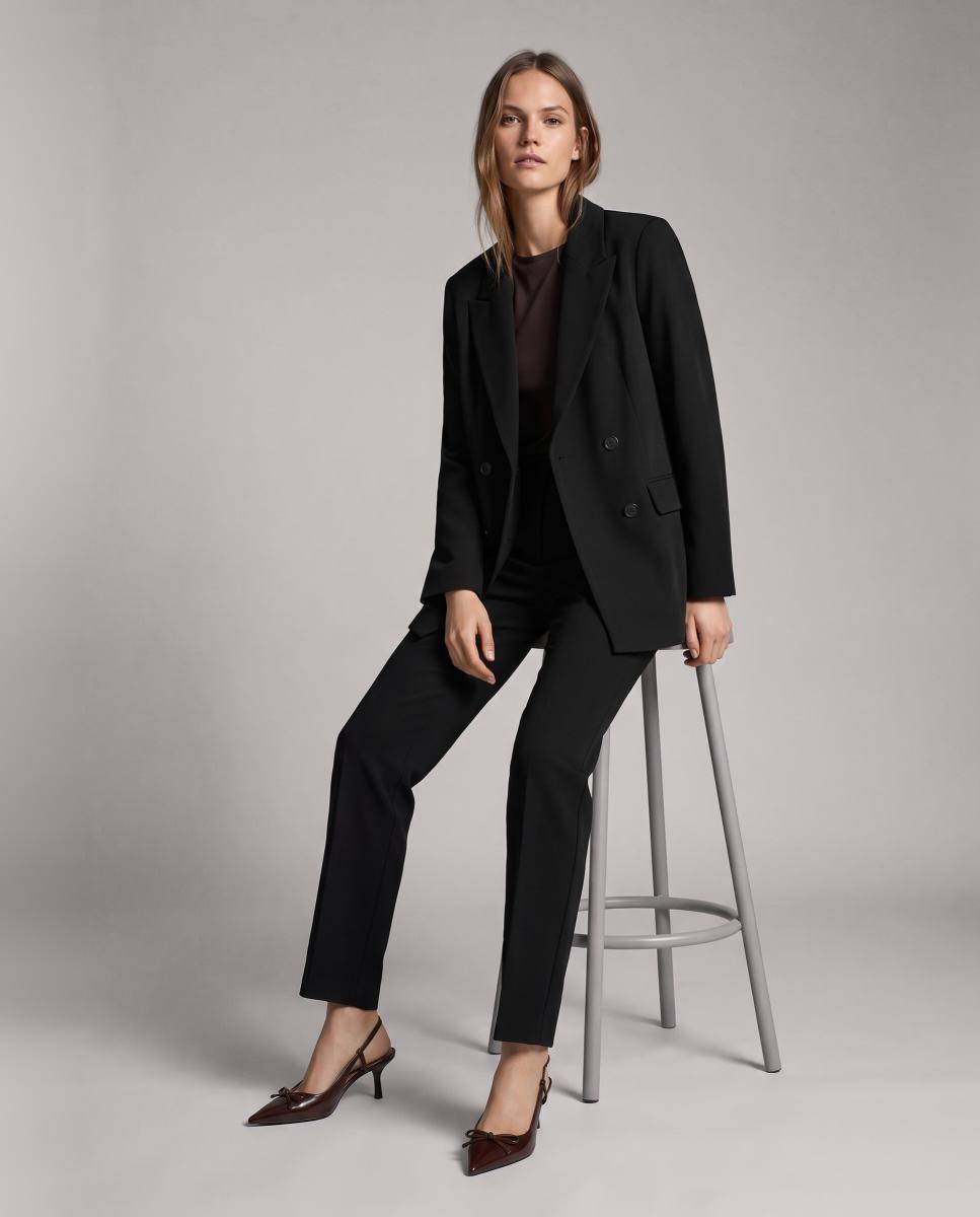 Blazer Clássico com Botão Duplo Preto-3