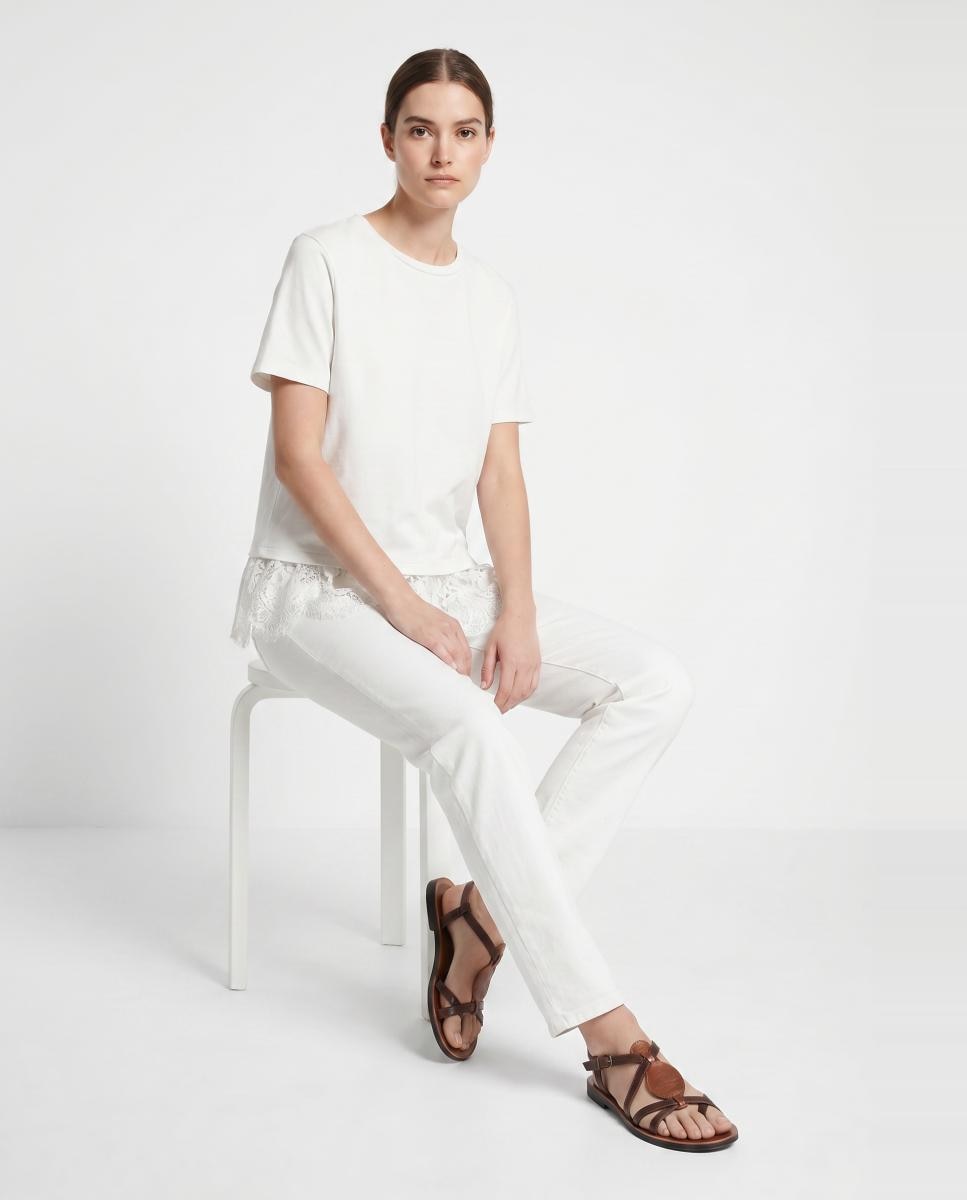 T-shirt Estilo Oversize com Parte Inferior de Renda Branco-4