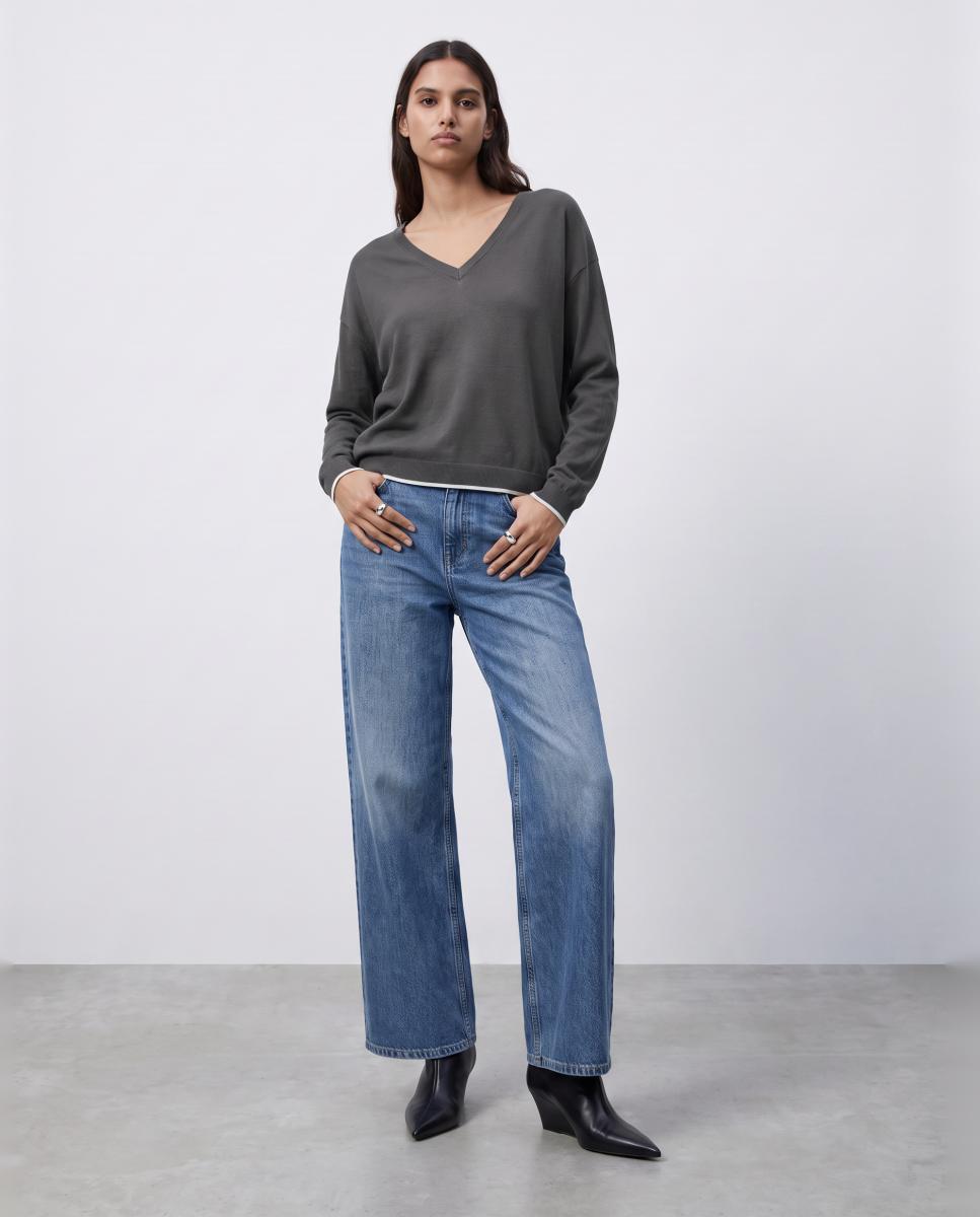 Camisola de Malha Fina com Decote em Bico Cinzento-escuro-5