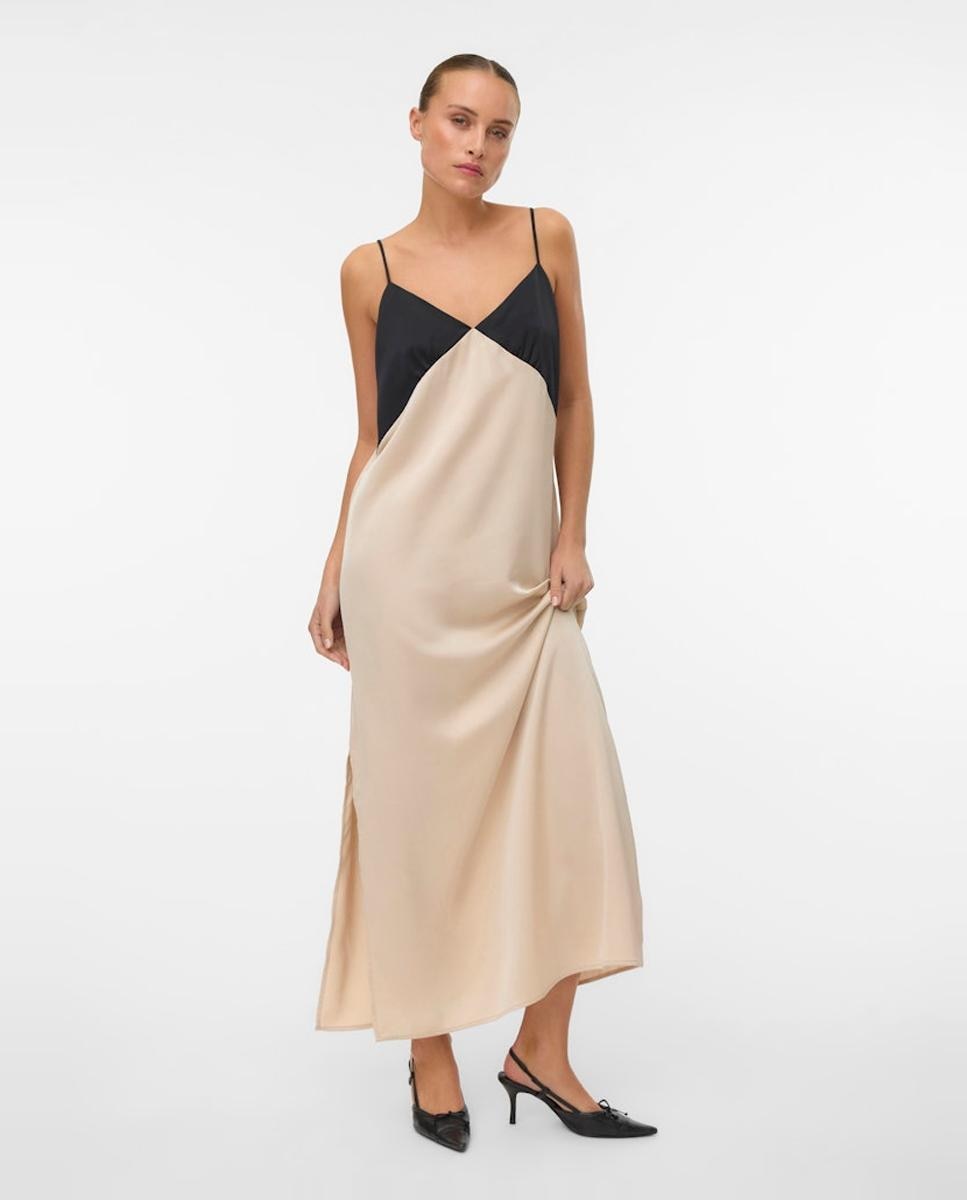 Vero Moda - Vestido largo tejido satinado.