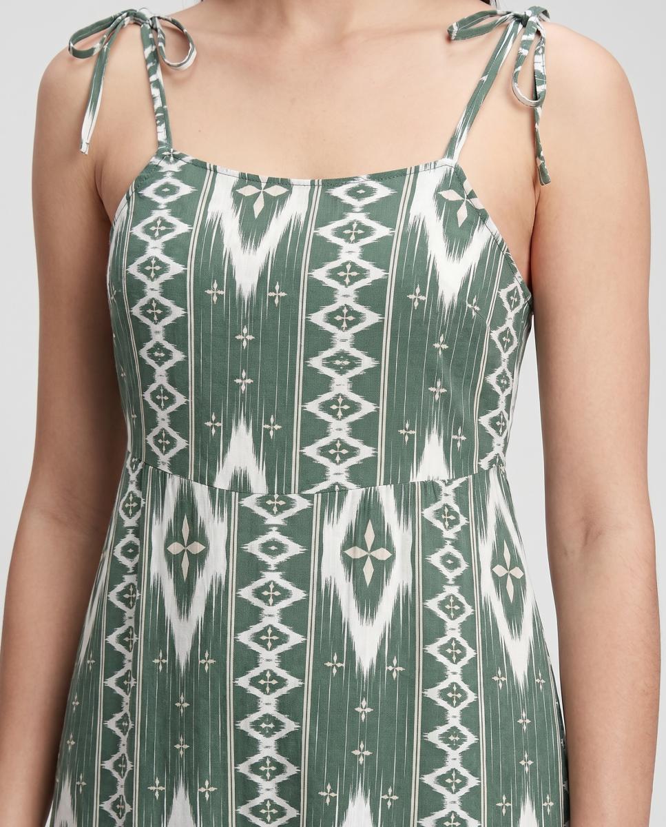 Vestido Curto com Decote Quadrado Verde-antiquário-4