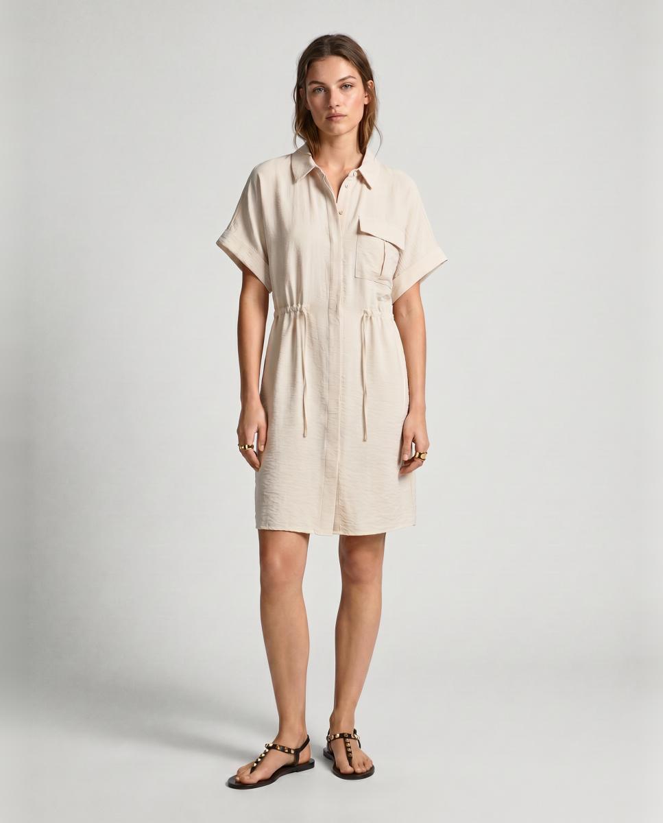 Imagem 0 de Vestido curto com botões