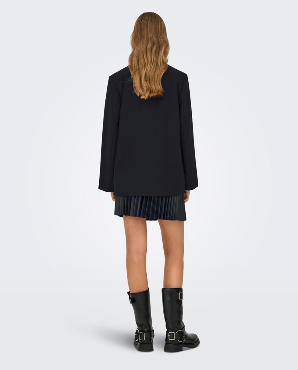 Blazer Comprido com Aba Preto-2