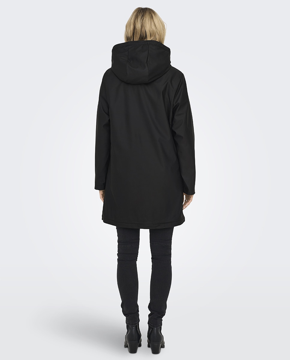 Impermeável com Capuz e Forro Teddy Preto-3