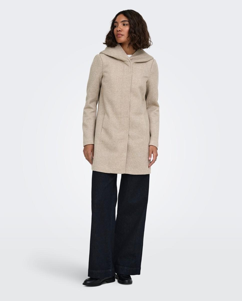 Imagen 0 de Abrigo de mujer con capucha Beige
