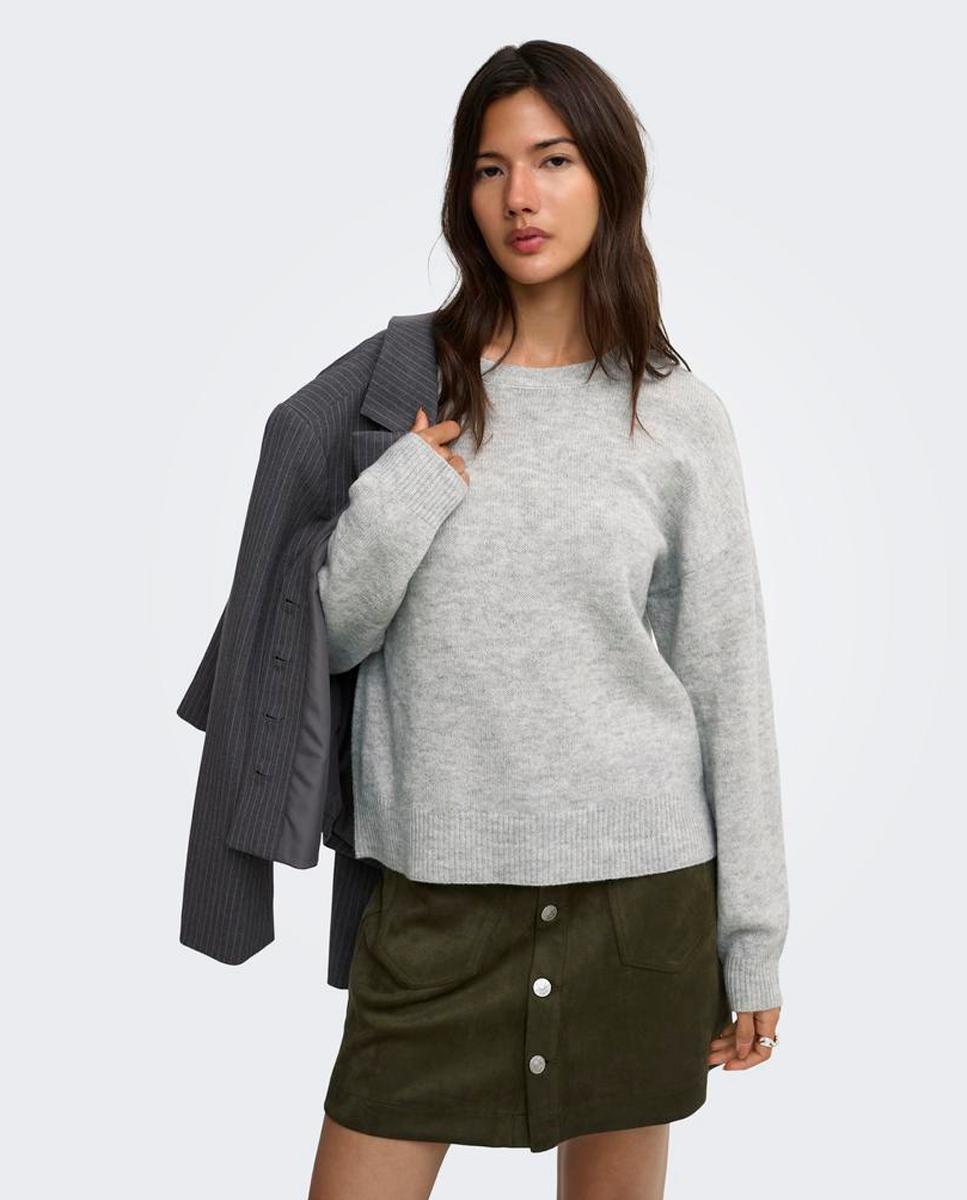 Imagen 3 de Jersey de mujer con cuello redondo y hombros caídos - Only - Gris claro Gris claro